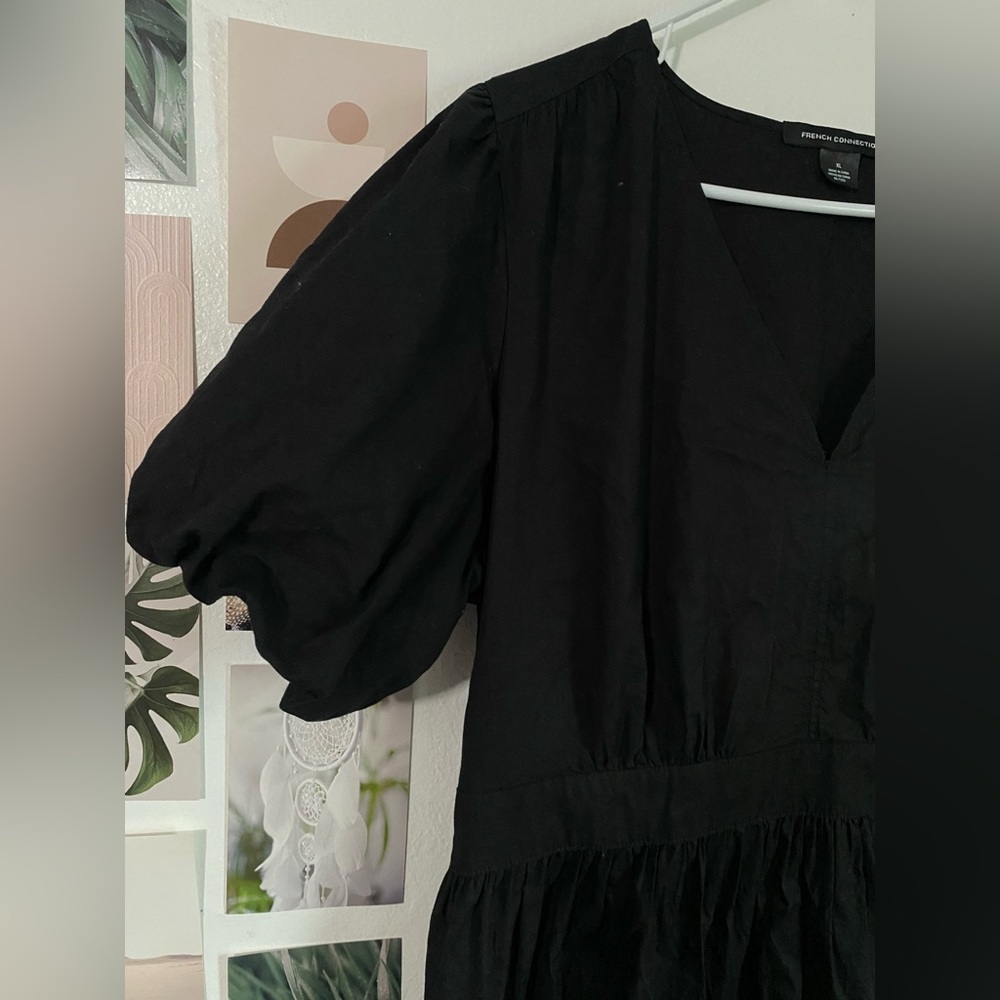 French Connection Black Puff Sleeve V-Neck Dress